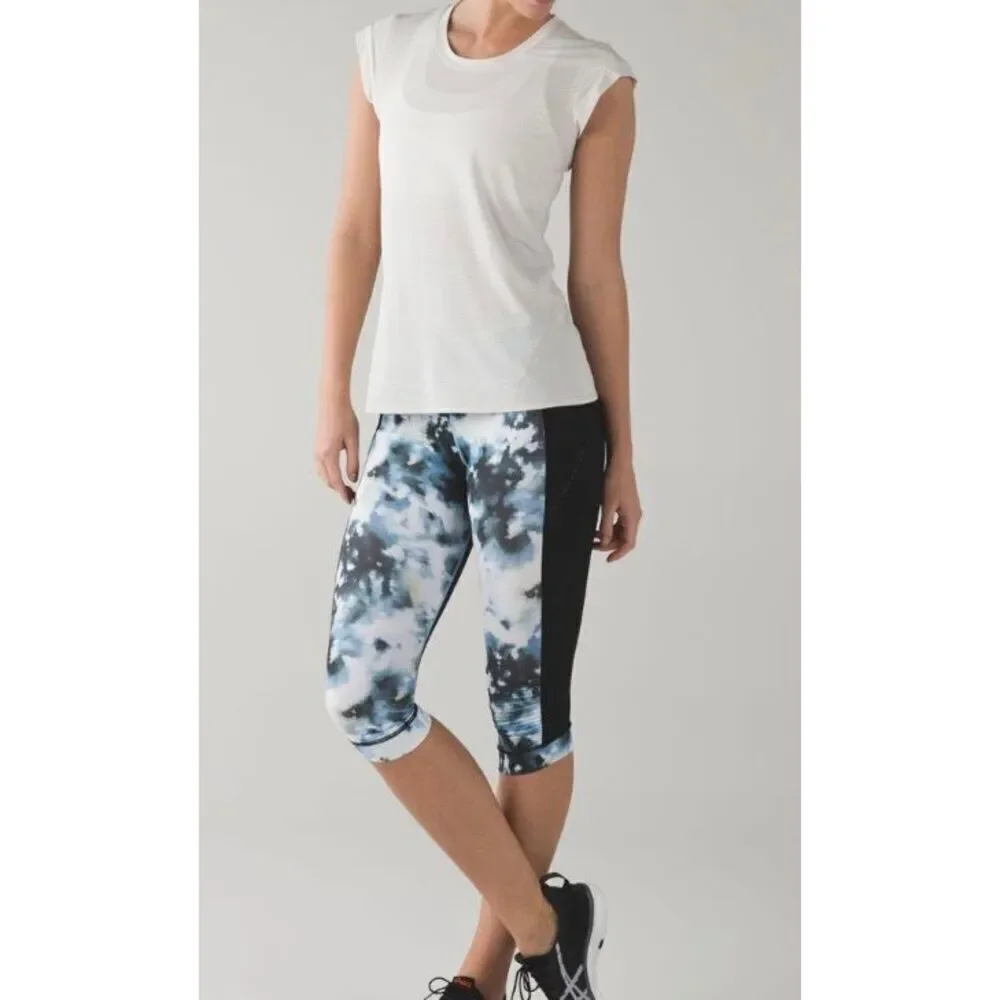 Lululemon Stop At Nothing Crop Black / Mini Blooming Pixie Aquamarine Multi size